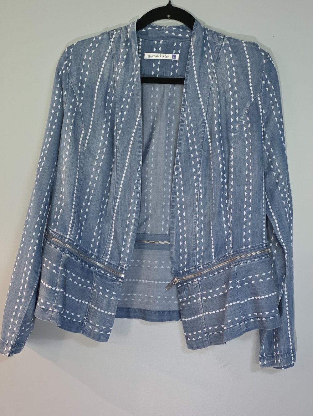 Blue Patterned Open-Front Blazer